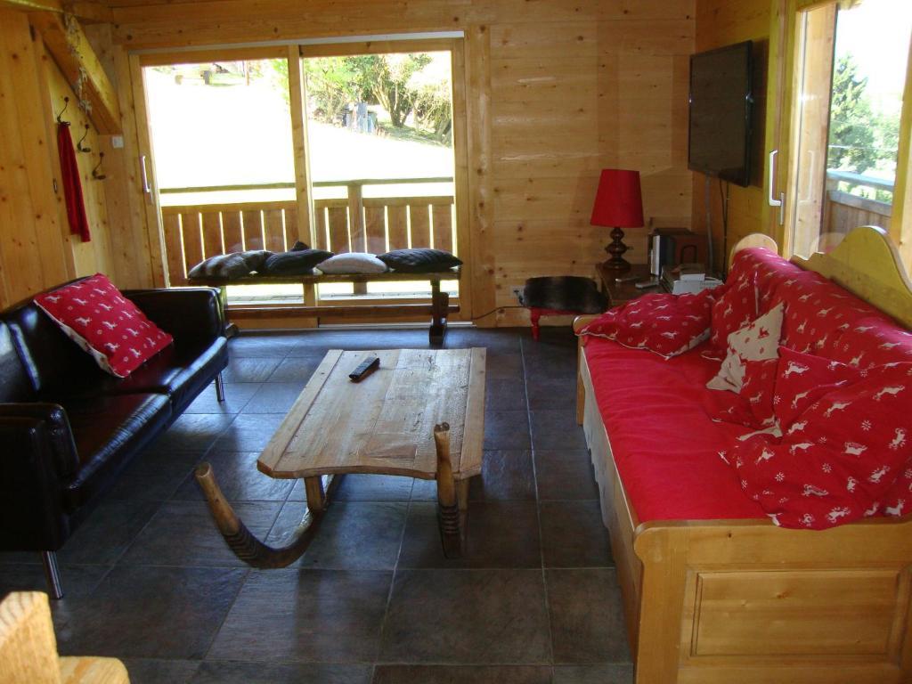 Le Caribou Villa แซ็งต์-แฌร์เวส์-เลส์-แบ็งส์ ภายนอก รูปภาพ